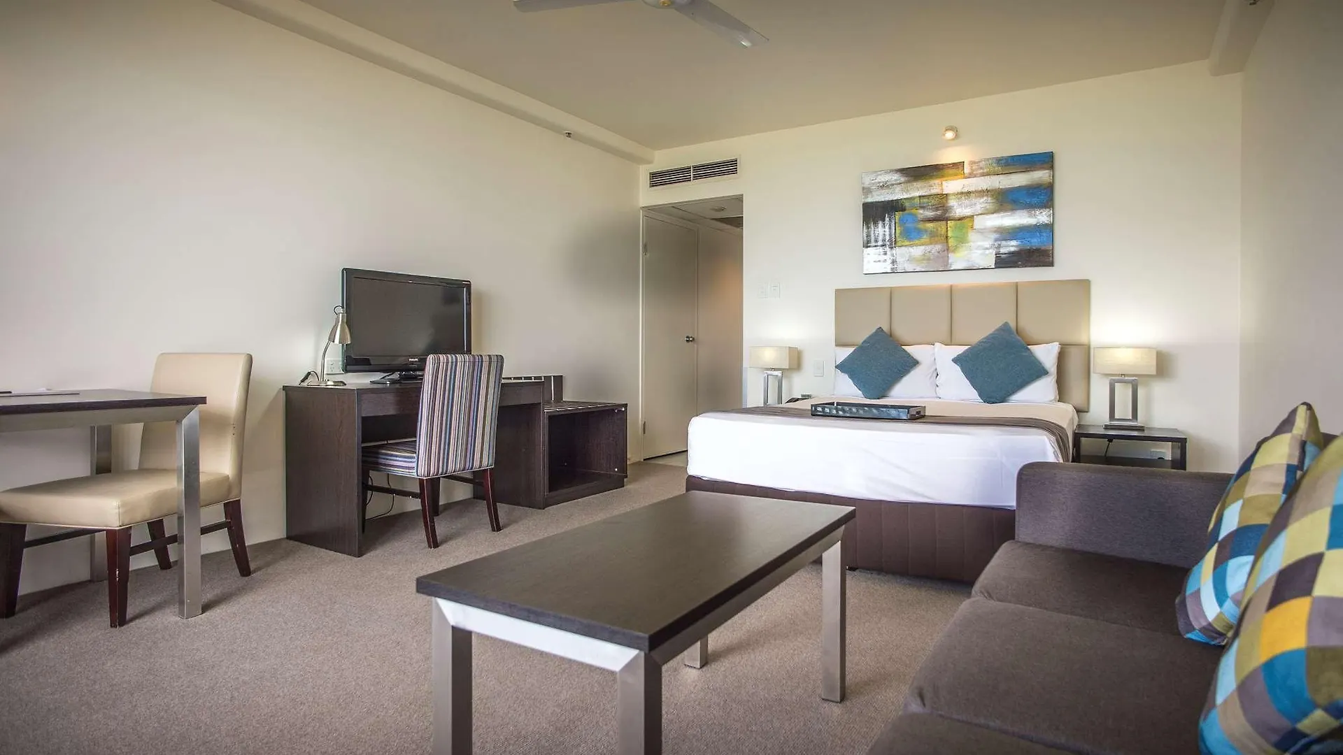 Rydges Esplanade Resort Cairns
