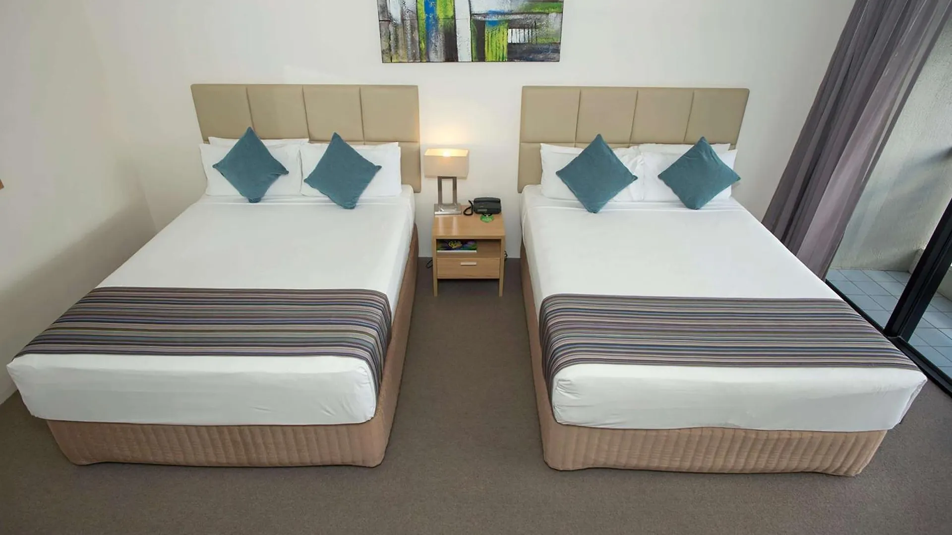 Rydges Esplanade Resort Cairns Hotel