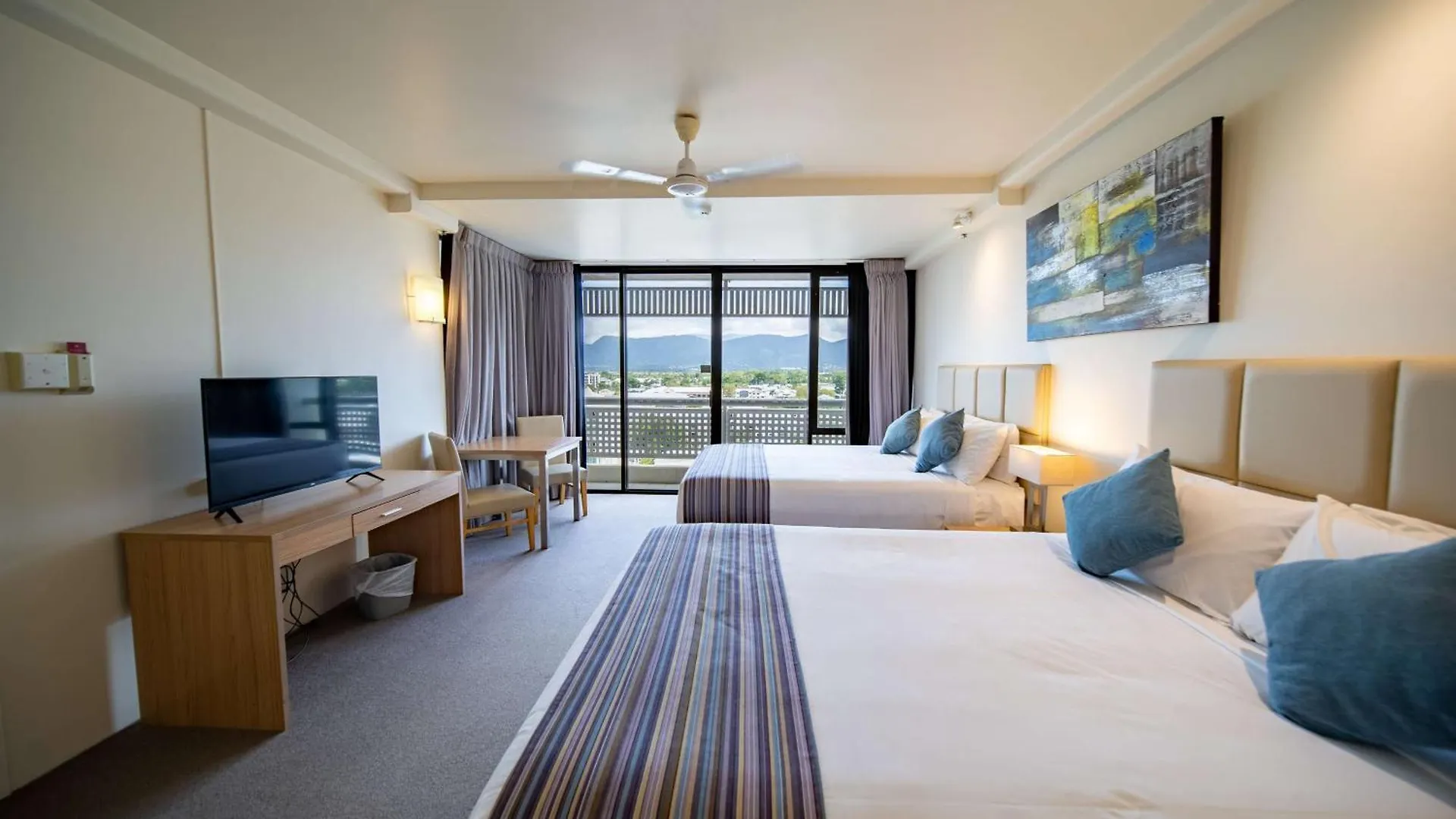 Hotel Rydges Esplanade Resort Cairns